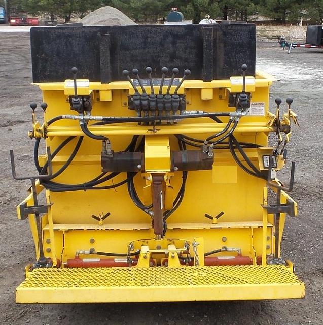 Мини укладчик асфальта на гусеничном ходу TP411